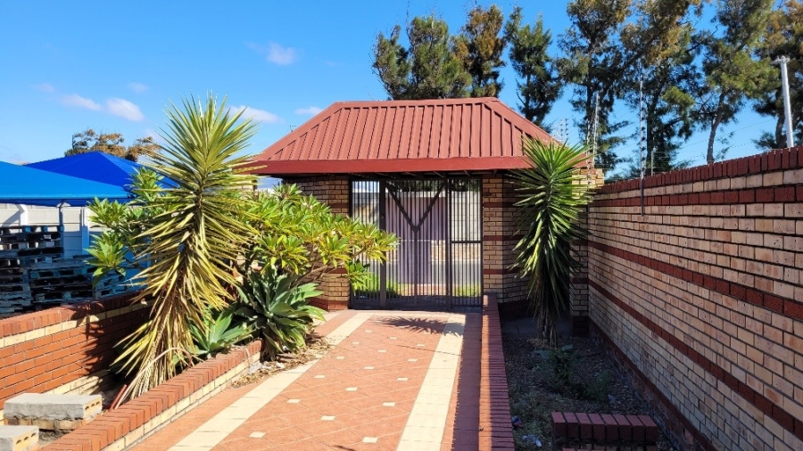 To Let commercial Property for Rent in Epping Industrial Western Cape